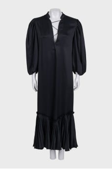 Black pleated dress