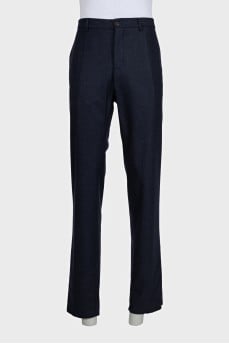 Men's wool trousers with a straight fit tag