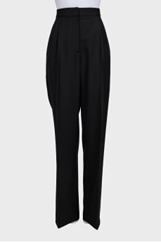 Black classic trousers with tag