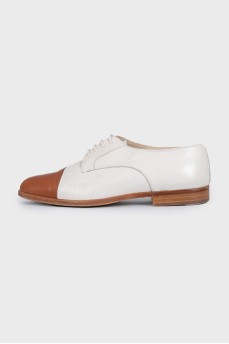 Two-tone leather lace-up shoes