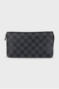 Wallet with signature print and zipper