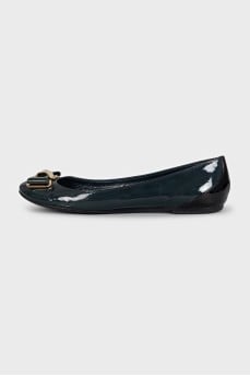 Green patent leather ballet flats