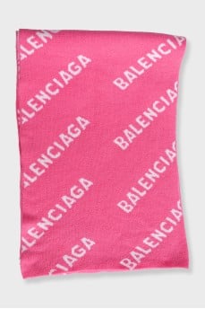 Pink wool scarf with tag