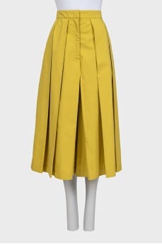 Long, pleated shorts skirt