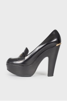 Heeled platform shoes