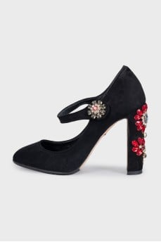 Suede shoes decorated with crystals