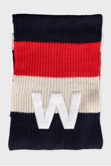 Striped knitted scarf