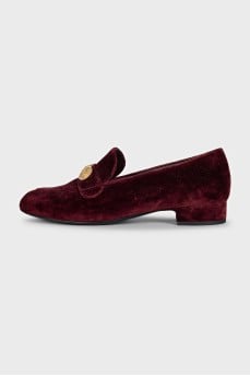 Red velvet loafers with decor