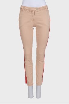 Straight-leg beige jeans with contrasting stripes