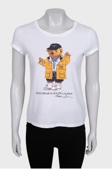 White straight-cut T-shirt with a signature print