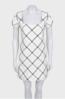 White checkered dress with short sleeves