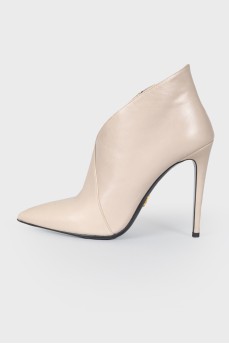 Leather stiletto boots