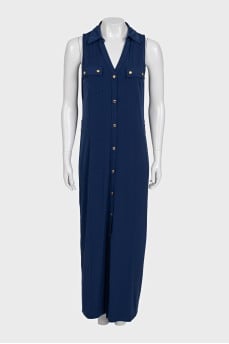 Straight dress with gold buttons