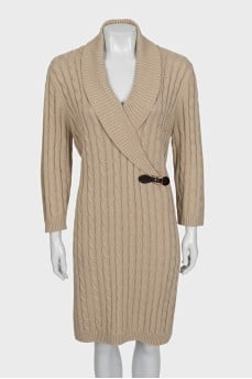 Knitted dress decorated with a pattern