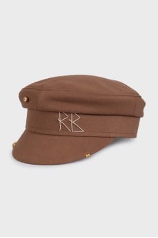 Brown cap with gold decoration