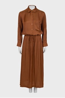 Brown fitted shirt dress