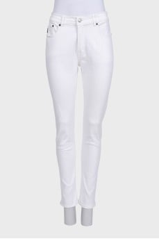 Slim-fit white jeans