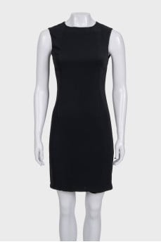Black sleeveless bodycon dress