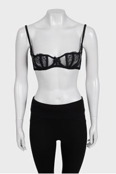 Black lace bra