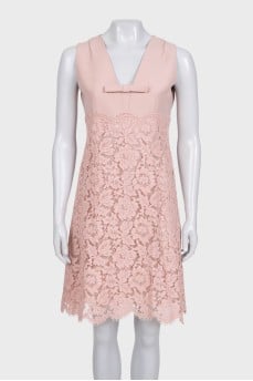 Pink sleeveless dress with lace