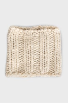 Knitted wool scarf