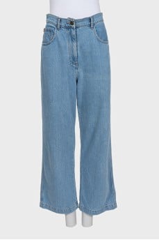 High-waisted wide-leg jeans