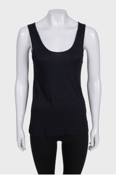 Black tank top with wide straps