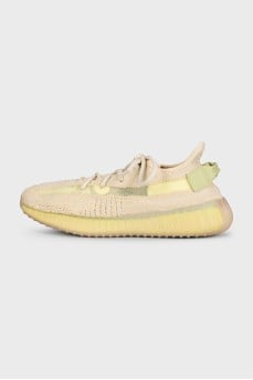 Бежевые текстильные кроссовки Yeezy Boost 350 V2