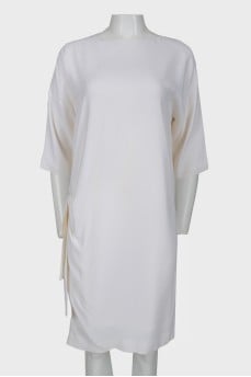 Milky loose cut zipper back dress