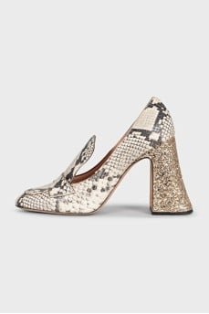 Beige leather pumps with embossed glitter heels