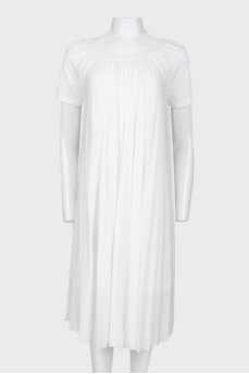 Short sleeve white flowing dress