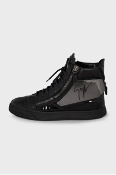 Men's black boots with a zipper and laces