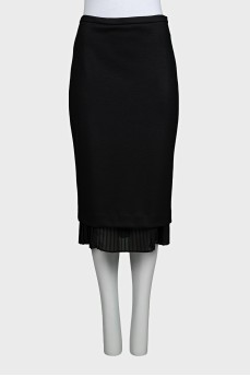 Straight-cut skirt with pleated trim