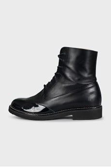 Black leather boots with patent toes
