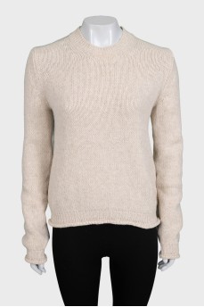 Plain straight-cut jumper