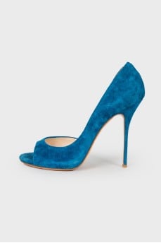 Blue suede shoes