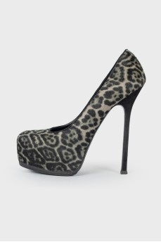 Leopard print pony leather shoes