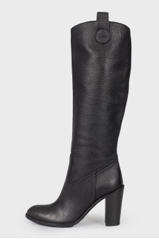 Leather black boots
