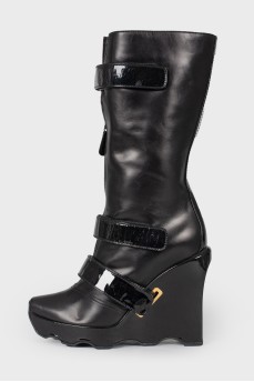 Velcro wedge boots