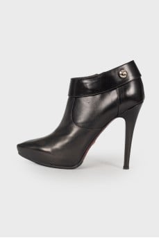 Transformer boots
