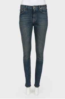 Skinny jeans