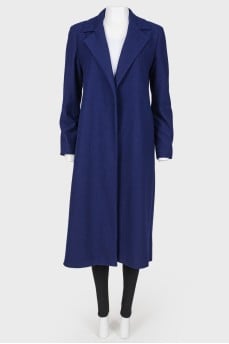 Fastenerless coat
