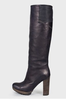 High leather boots
