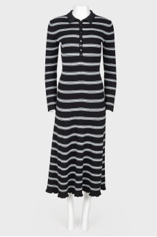 Knitwear dress with sleeve