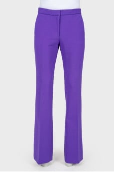 Violet flared trousers with arrow