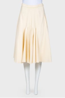 Milk skirt with pleats
