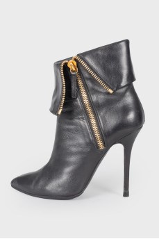 High-heeled leather ankle boots