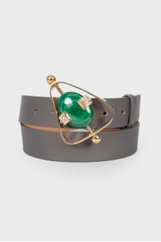 Leather belt with curly buckle