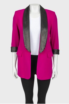 Jacket with leather collar