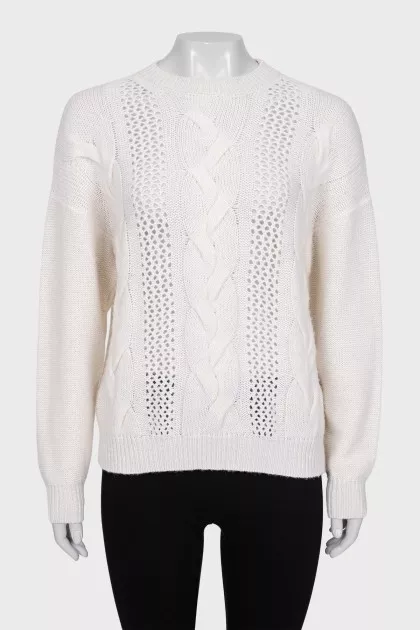 White knitted sweater